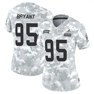 Cleveland Browns Women's Armonty Bryant Limited 2024 Salute to Service Jersey - Arctic Camo
